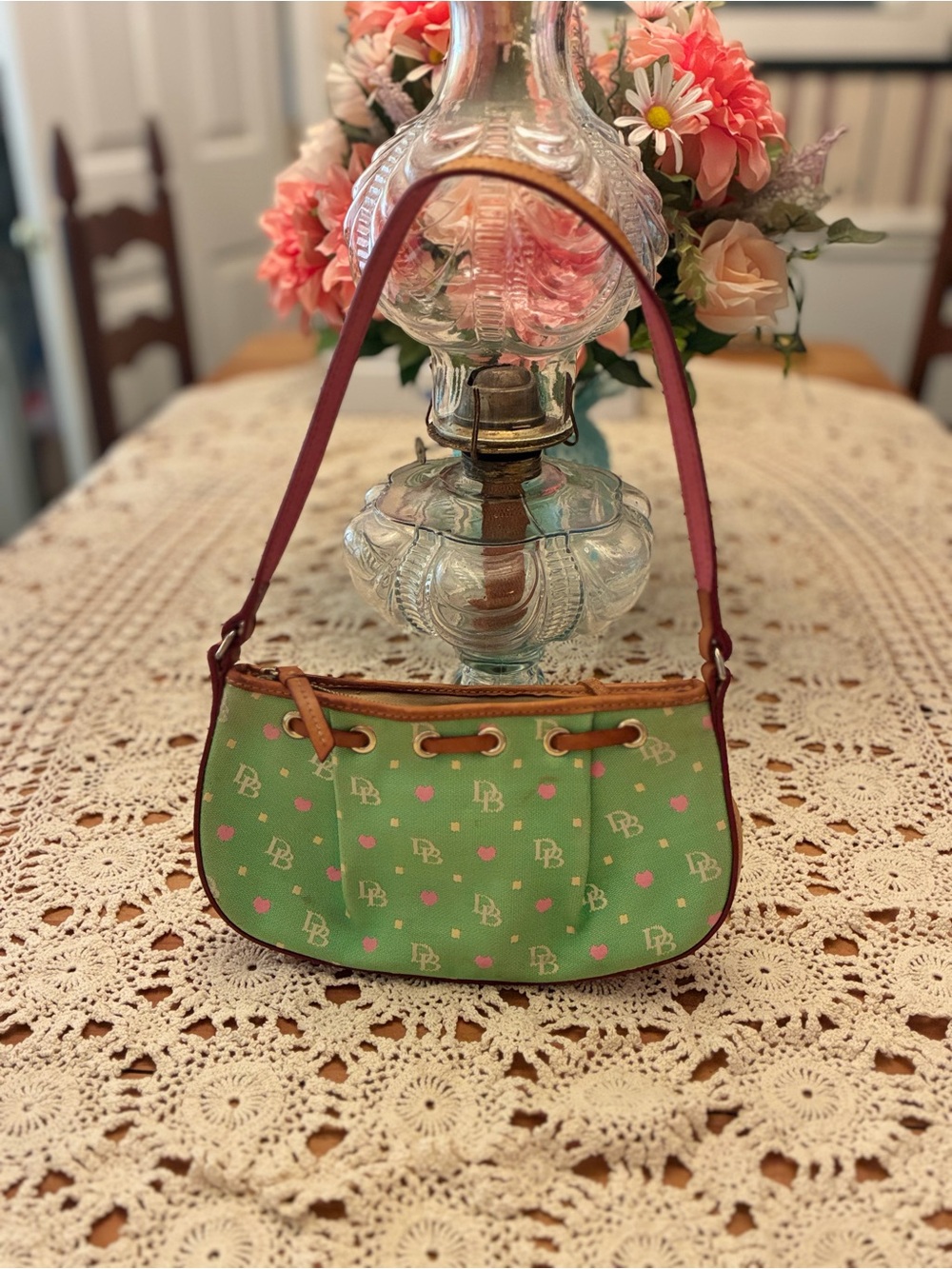 Vintage Dooney & Bourke Green Logo-Print Drawstring Shoulder Bag/Hand Bag - Picture 7 of 12